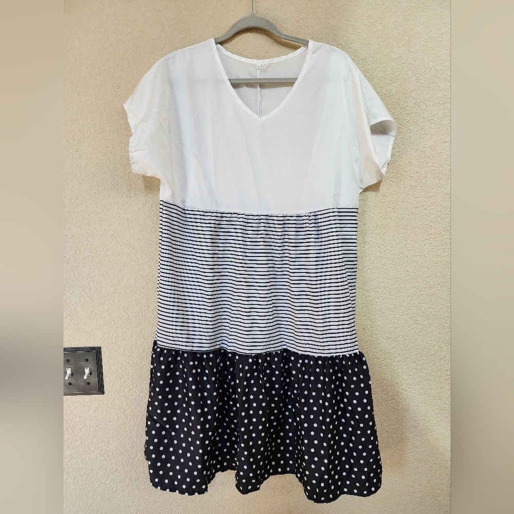 NWOT Boutique No Brand Tiered Dress Large